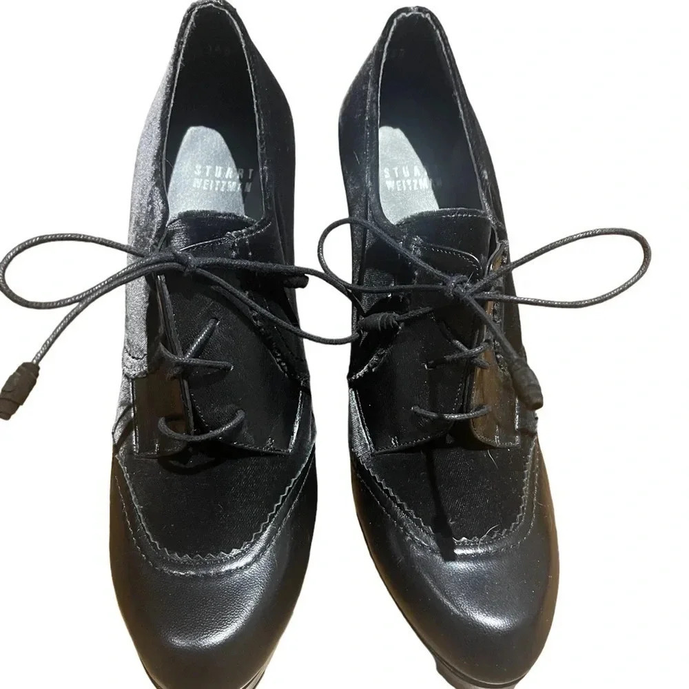 EUC Stuart Weitzman black leather and velvet bootie lace-up heels. Size 9.